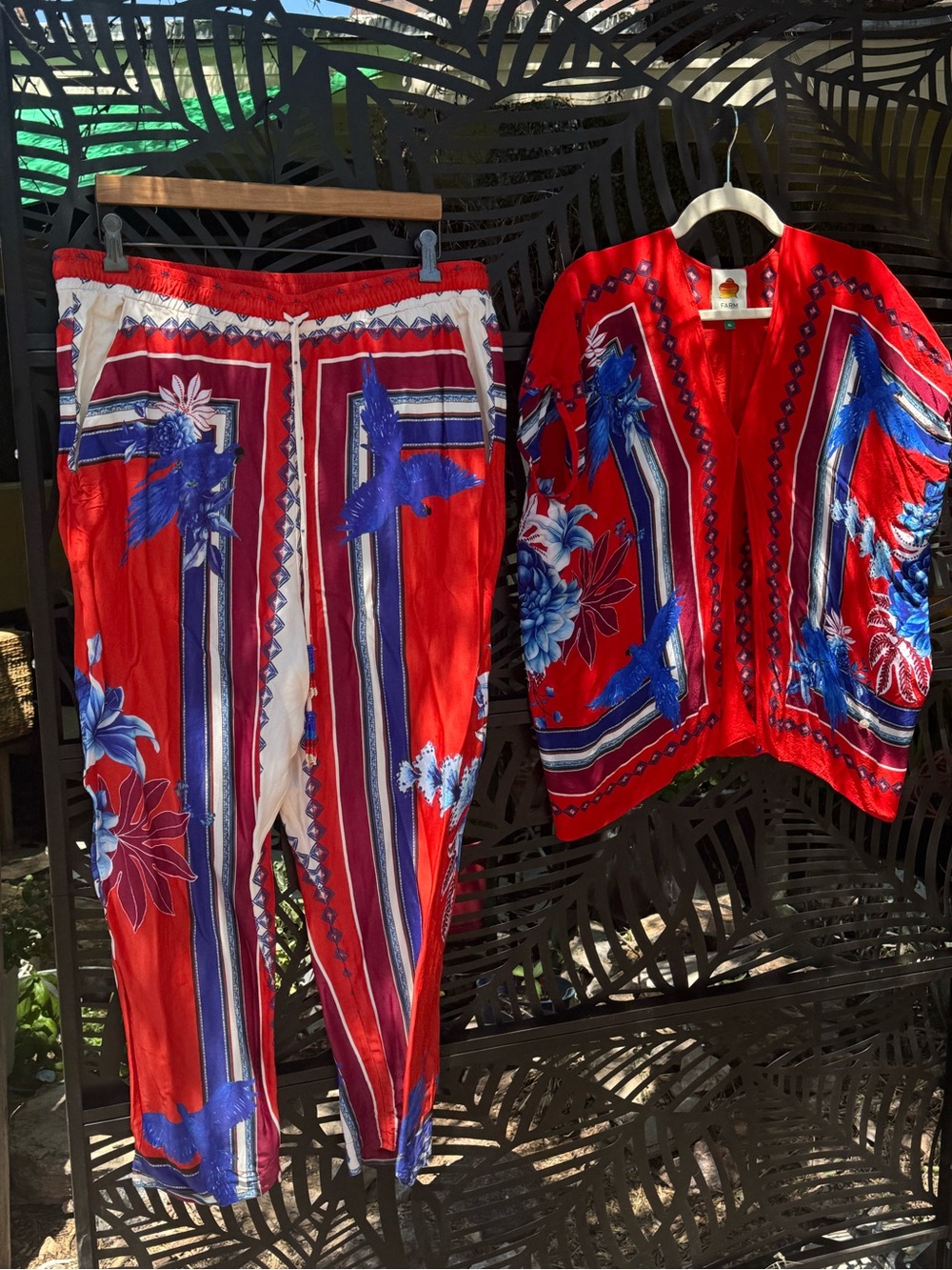 Farm Rio Macaw Scarf Red White Blue Two Piece Set XL - Picture 6 of 13